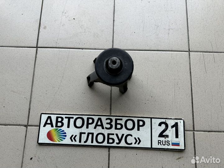 Подушка двигателя задняя Каравелла Т5 Caravelle T5