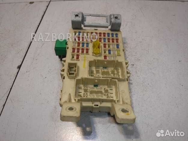 Блок предохранителей