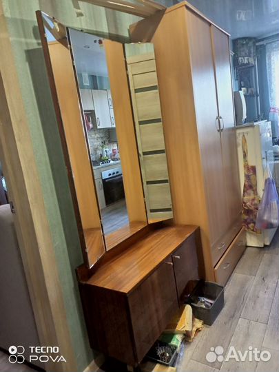 Зеркало тройное трельяж трюмо