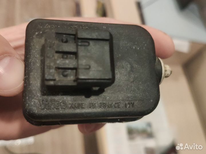 Корректор фар Вольво