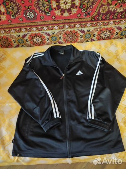 Спортивный костюм женский