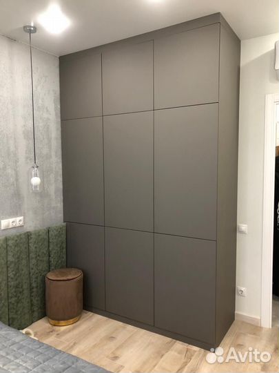 Шкаф распашной на заказ