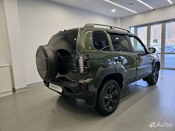 ВАЗ Niva Travel 1.7 МТ, 2022, 25 680 км