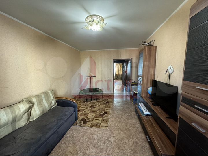 2-к. квартира, 60 м², 5/10 эт.