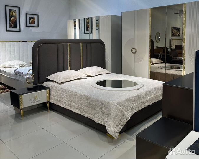 Спальная гарнитура