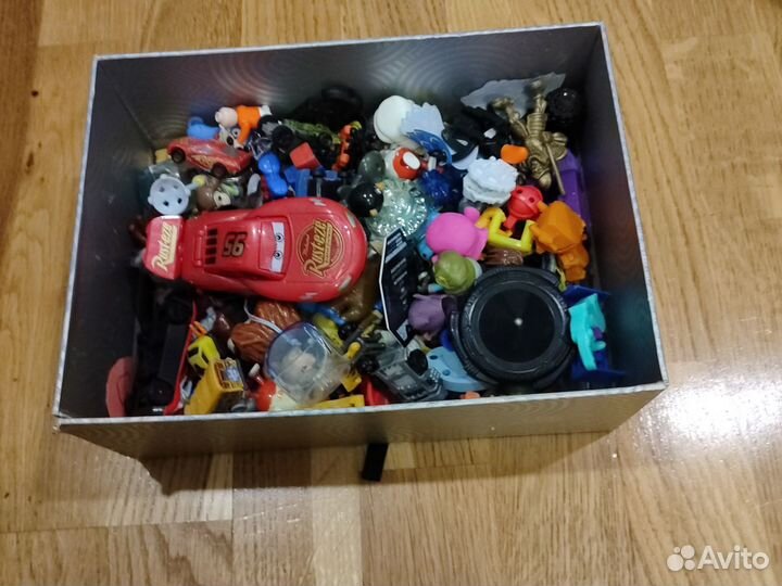 Детские игрушки из киндр сюрприз