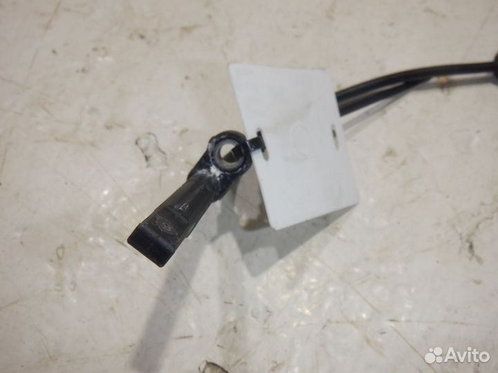 Датчик ABS передний