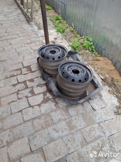 Диски штампы r16 на Ниву