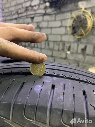 Hankook Dynapro HP2 RA33 235/65 R17