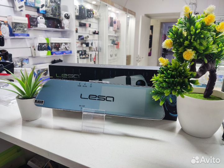 Зеркало с видеорегистратором lesa X20