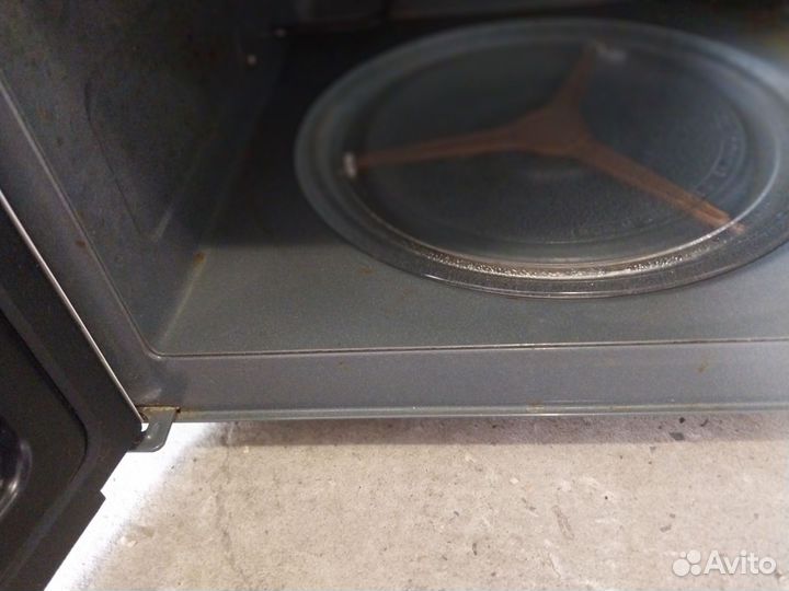 Микроволновку большую мощную с Грилем LG