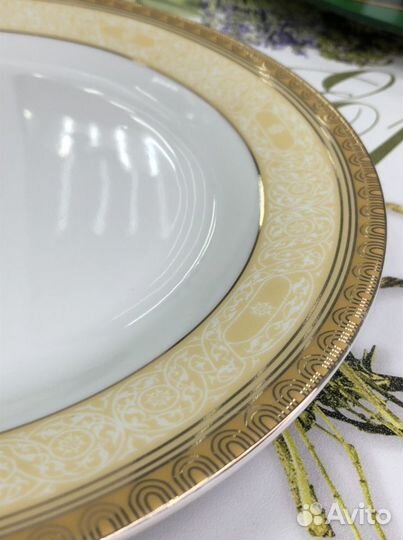 Сервировочная тарелка bekker