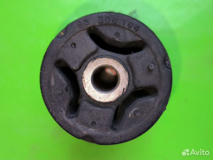 Сайлентблок подвески