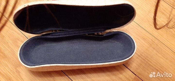 Футляр для очков очечник