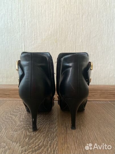 Туфли женские