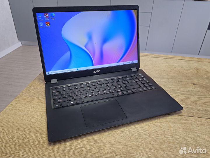 Ноутбук Acer i3-10Gen/15.6/UHD/SSD