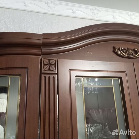 Буфеты и серванты бу