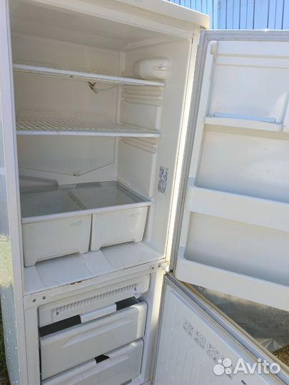 Холодильник