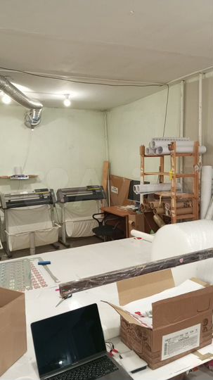 Помещение 60+82 кв м²