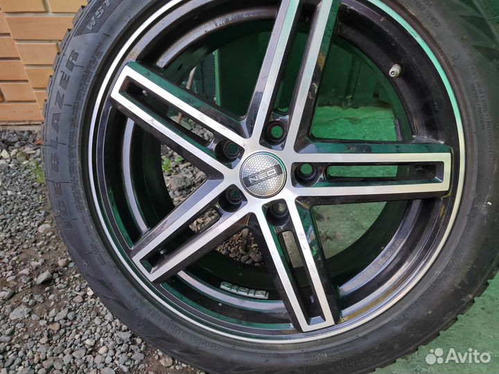 R17 Sailun Ice Blazer WST3 215/50, PCD 5x112 DIA 57.1