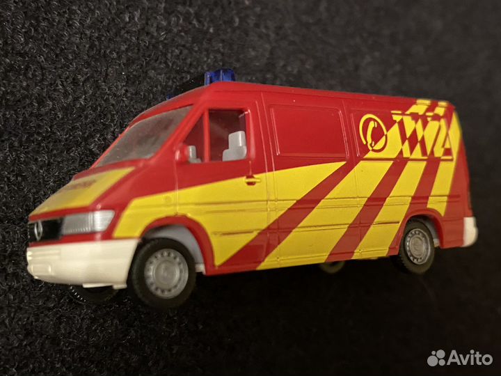 1:87 Модели легковых автомобилей и микроавтобусов