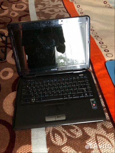 Ноутбук asus