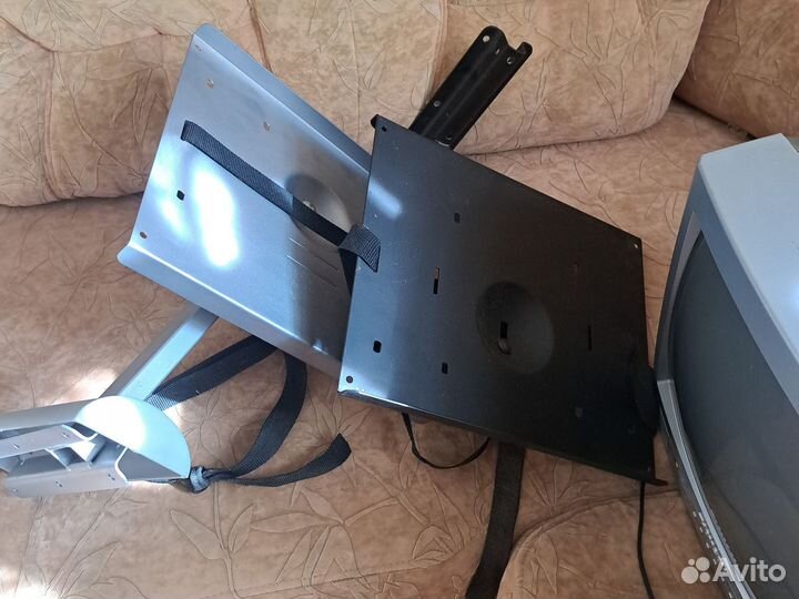 Телевизоры бу 3штук