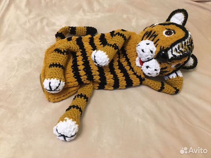 Вязаная игрушка ручной работы пижамница