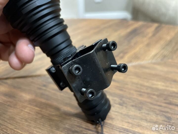 Крепление для подствольного фонаря