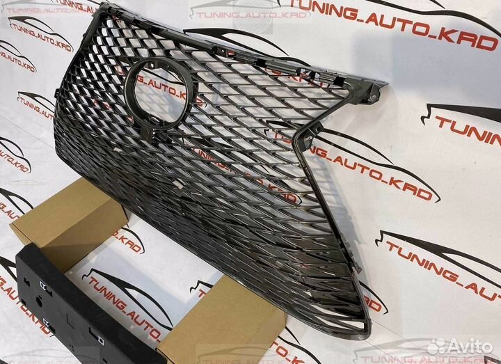 Решетка радиатора Lexus NX200 Стиль F-Sport