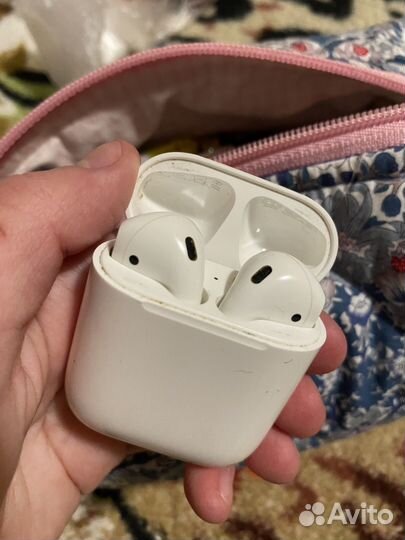 AirPods оригинал работает только левый наушник