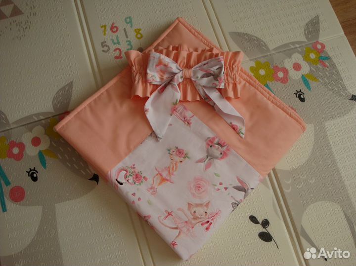 Комплект в детскую кроватку (новый)