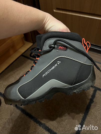 Лыжные ботинки fischer черные 38 размер