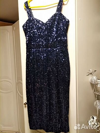 Платье вечернее