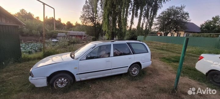 Nissan Primera 1.6 МТ, 1996, битый, 342 644 км