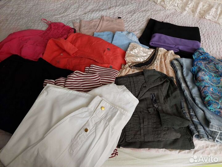 Пакет с женскими вещами 46, 48 размер