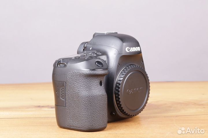 Canon EOS 6D Mark II Body