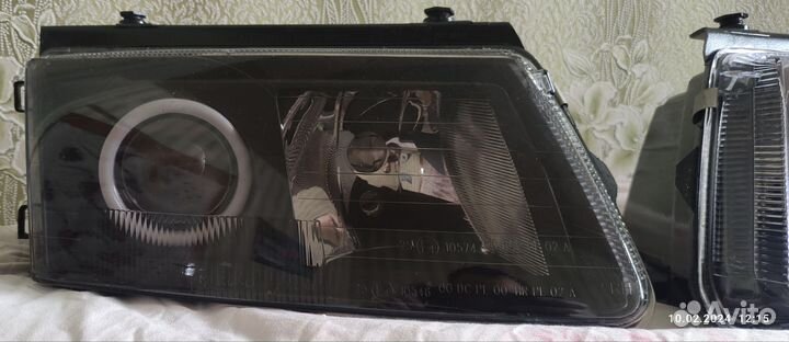 Комплект фар и поворотники passat б5