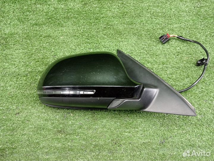 Зеркало правое Audi Q3 8U
