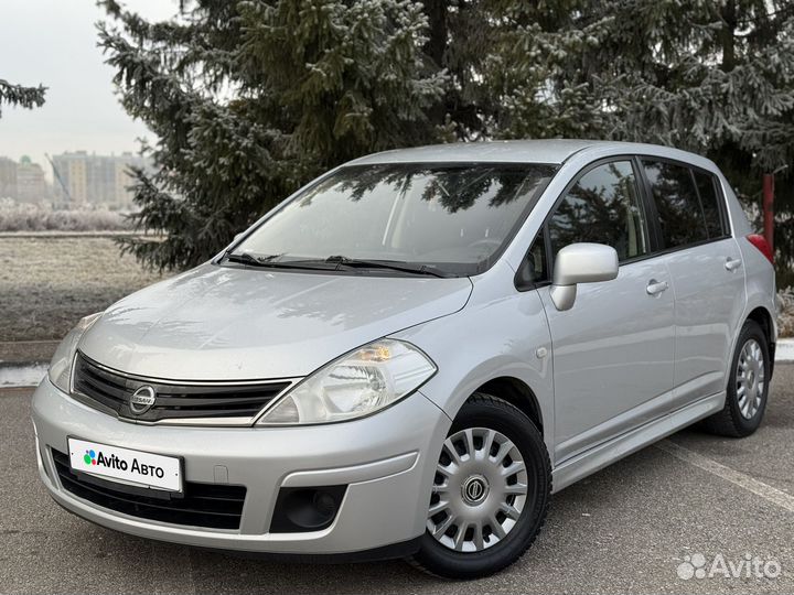 Nissan Tiida 1.6 AT, 2011, 294 000 км