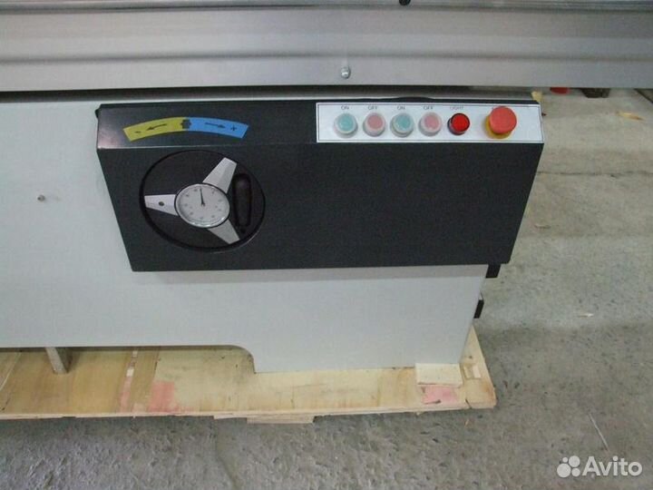 Y 45-1 Форматно-раскроечный станок с роликовой