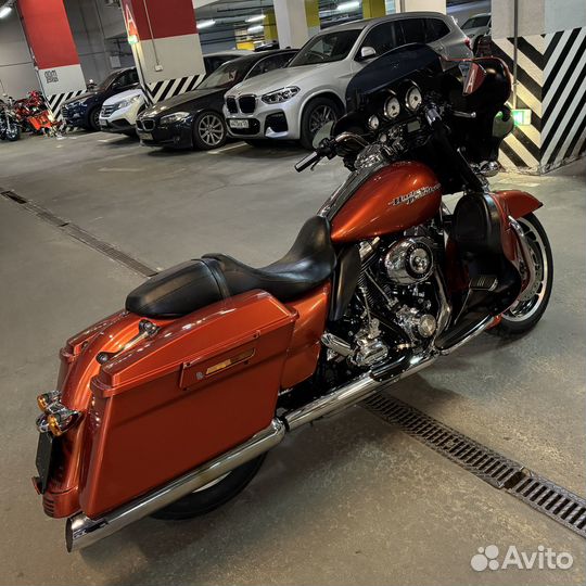 HD Street Glide (Sedona Orange)