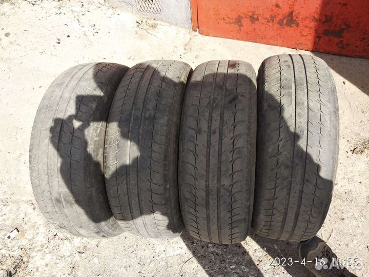 Bfgoodrich G-Grip 215/65 R16 98