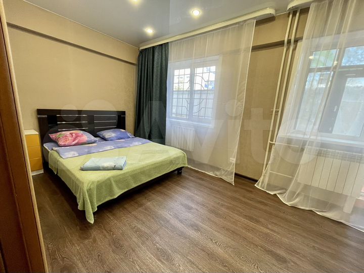 2-к. квартира, 57 м², 1/9 эт.