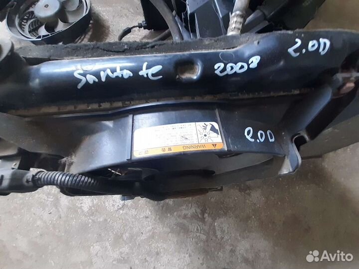 Вентилятор радиатора Hyundai Santa Fe 2008 2.0