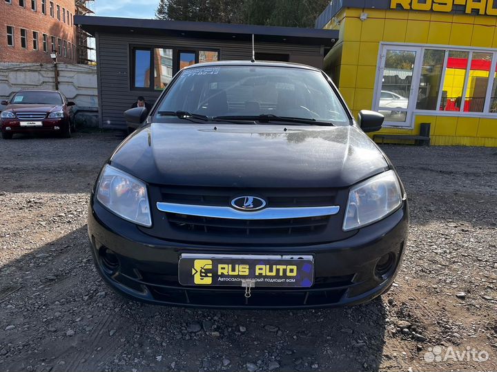 LADA Granta 1.6 МТ, 2015, 135 000 км