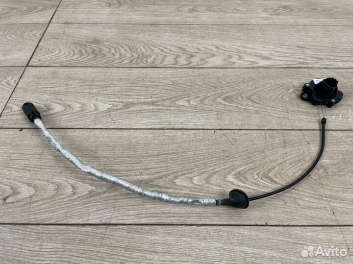 Трос аварийной разблокировки АКПП Audi Q7 4M