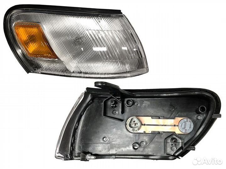 Габарит toyota corolla 91-02 RH