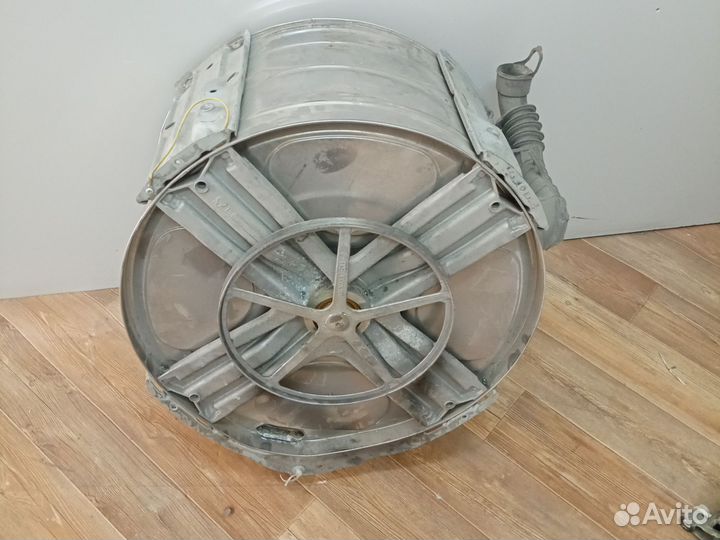 Бак стиральной машины Indesit/Ariston