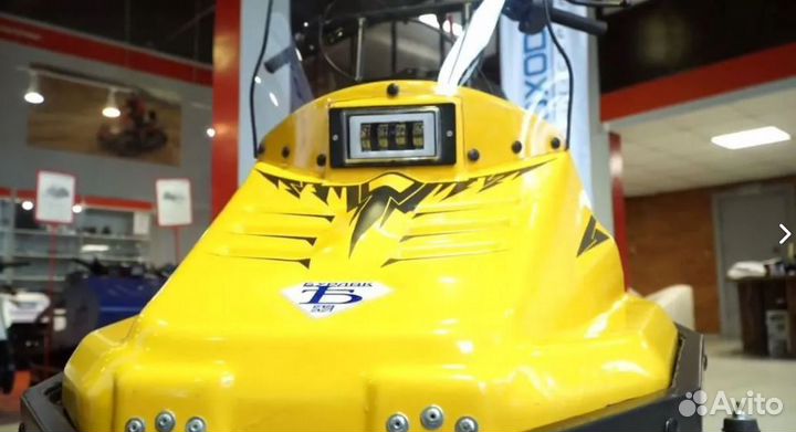 Мотобуксировщик Бурлак Егерь sport-L 20 лс витринн